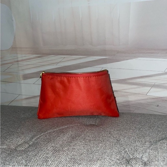 Tory Burch Pink Gold Logo Cameron Nylon Medium Wristlet Wallet- Pre Loved - Picture 11 of 13